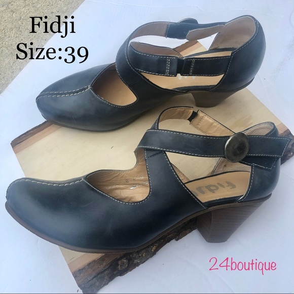 Fidji Shoes - Fidji Mary Janes